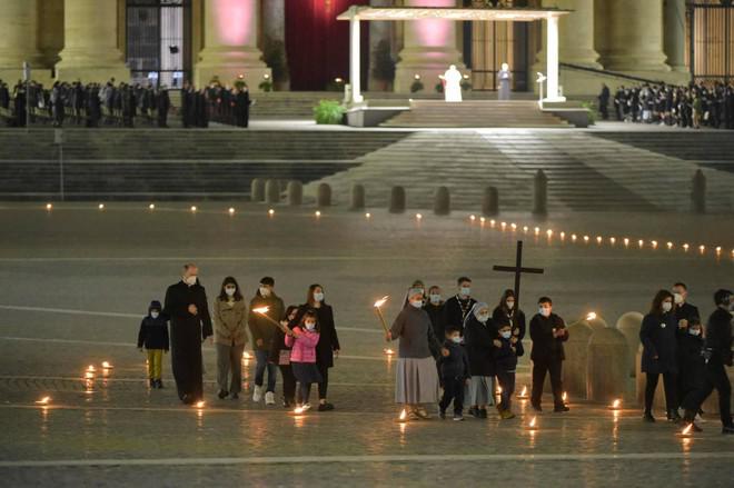 Dalla via crucis alla resurrezione